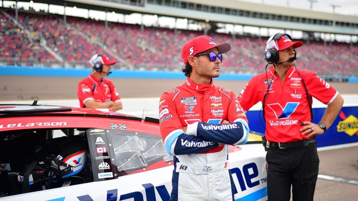 Kyle Larson carries slim Cup Series edge into Talladega race