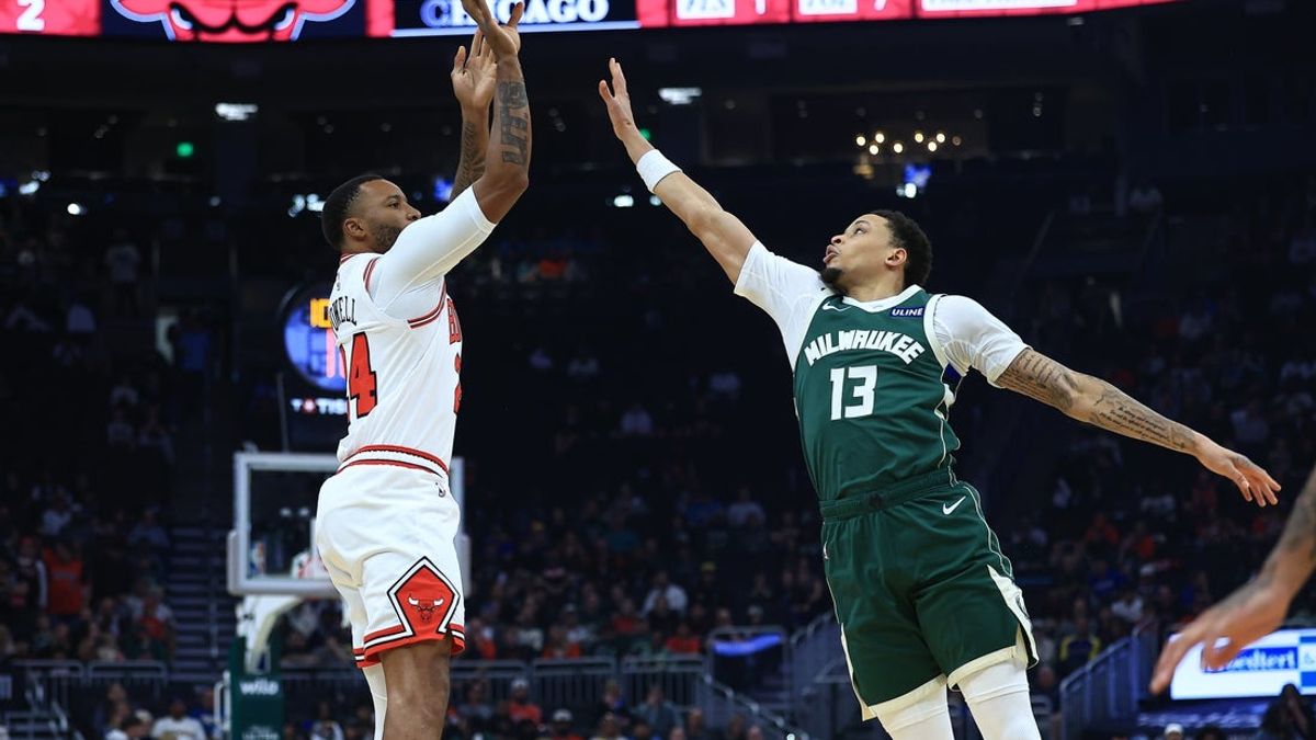 Bulls storm back from early deficit to beat Bucks