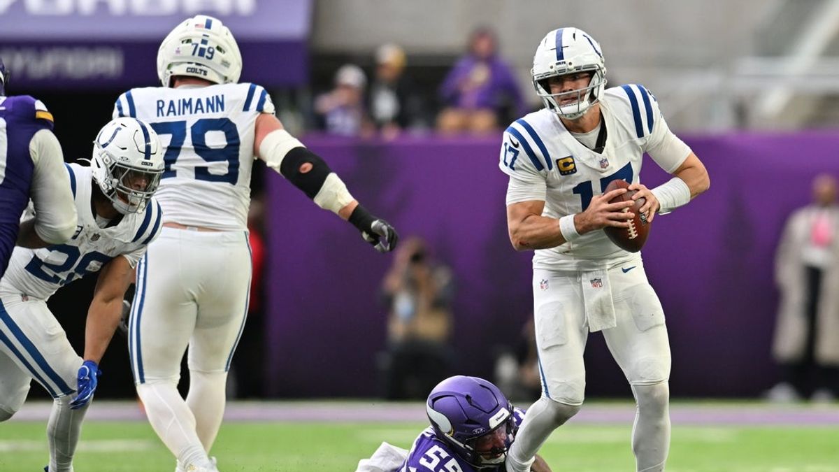 Colts’ Shane Steichen not considering benching QB Daniel Jones
