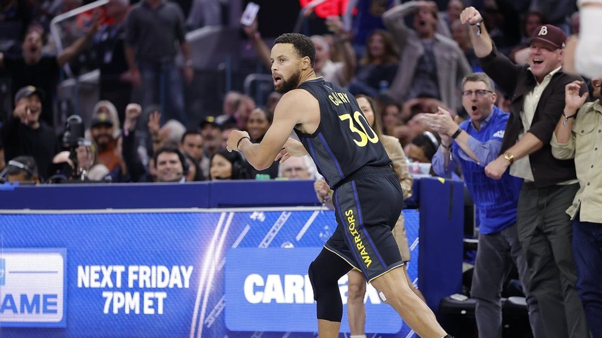 Warriors escape 25-point hole behind Stephen Curry's 31, top Lakers
