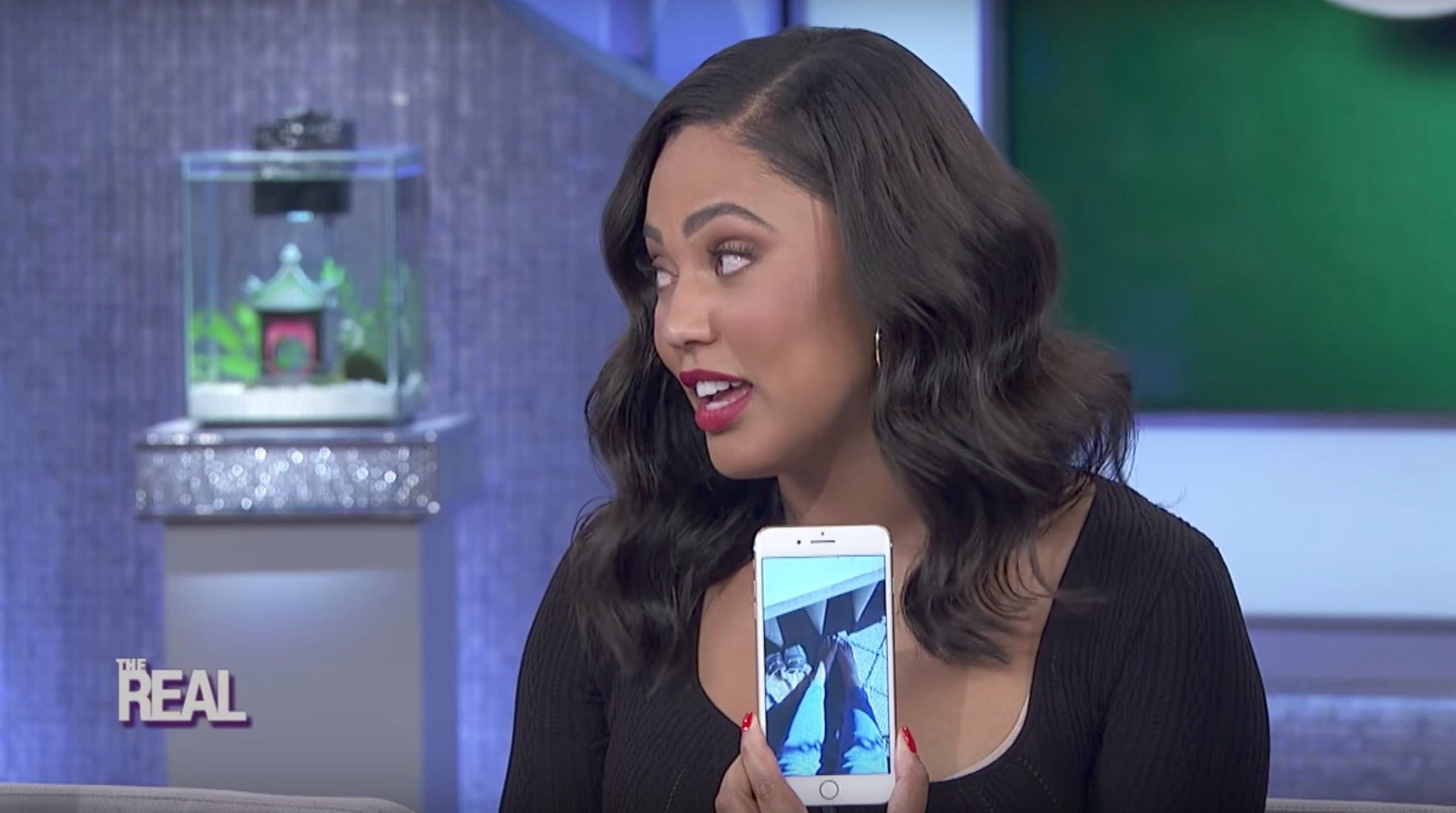 Deadspin Steph Curry Is Apparently Into The Feet