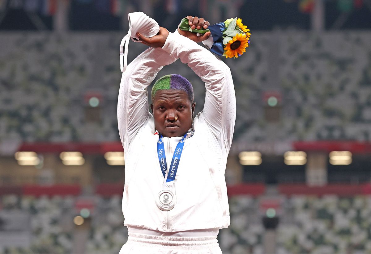 American shot putter Raven Saunders shows support for the oppressed after winning silver Tokyo.
