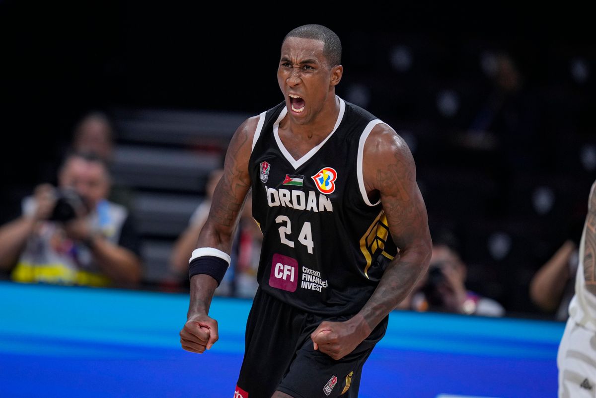 Jordan forward Rondae Hollis Jefferson (24) celebrates after a basket against New Zealand