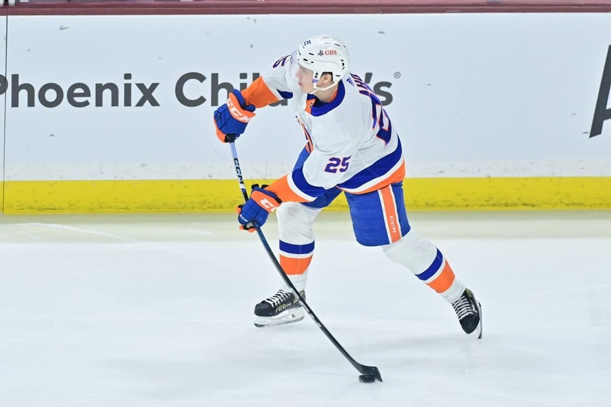 Jan 4, 2024; Tempe, Arizona, USA; New York Islanders defenseman Sebastian Aho (25) passes the puck in the first period against the Arizona Coyotes at Mullett Arena.