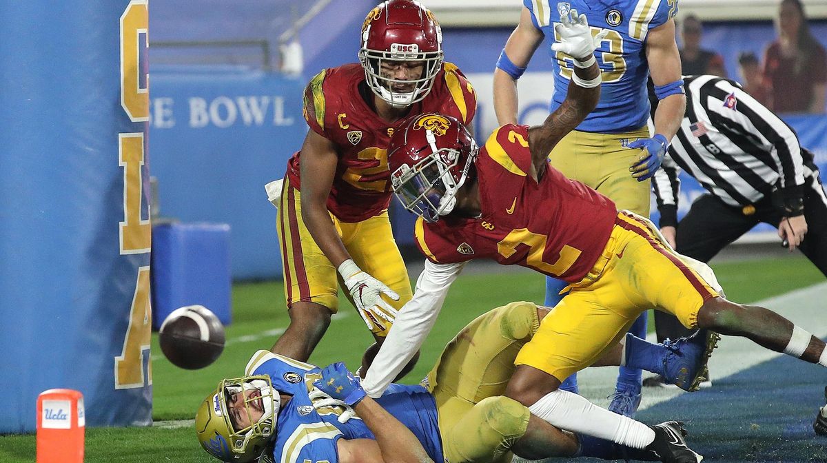 USC and UCLA are reportedly set to join the Big Ten.