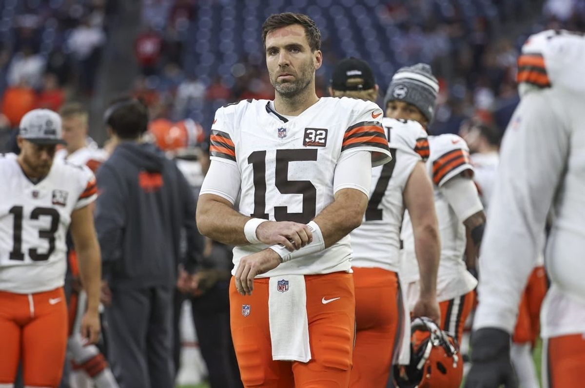 Dec 24, 2023; Houston, Texas, USA; Cleveland Browns quarterback Joe Flacco (15) on the sideline during the fourth quarter against the Houston Texans at NRG Stadium.