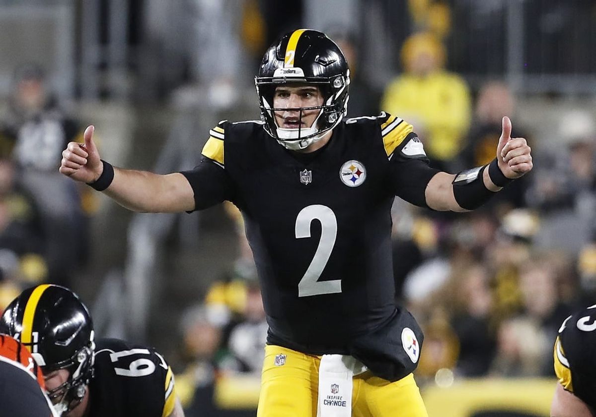 Dec 23, 2023; Pittsburgh, Pennsylvania, USA; Pittsburgh Steelers quarterback Mason Rudolph (2) gestures at the line of scrimmage against the Cincinnati Bengals during the second quarter at Acrisure Stadium.