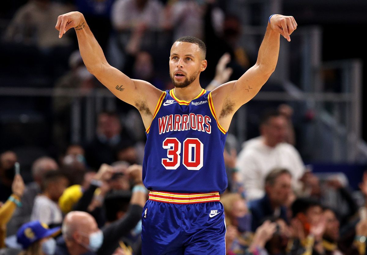 Steph Curry passed Ray Allen on the combined regular season and playoff 3-pointers made list.