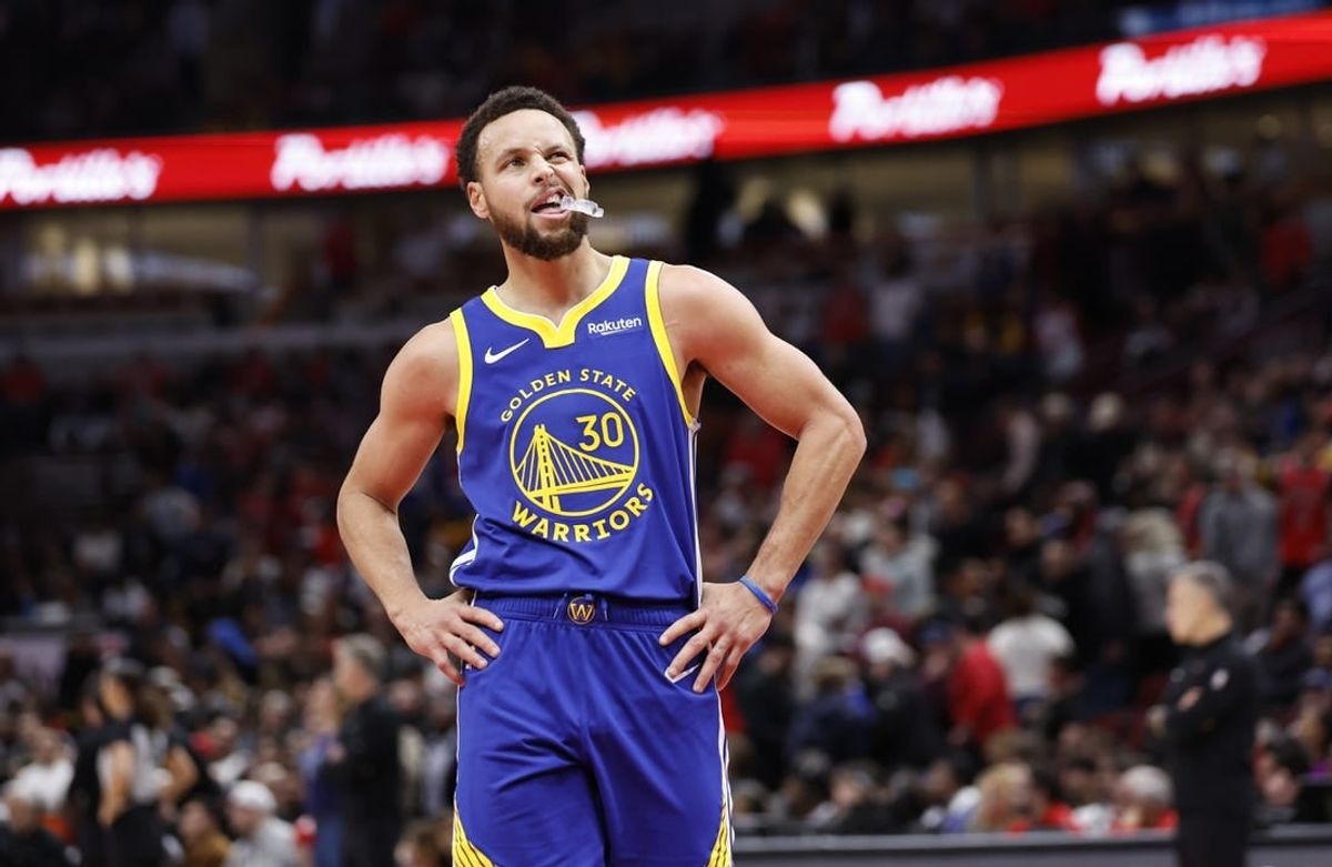 Jan 12, 2024; Chicago, Illinois, USA; Golden State Warriors guard Stephen Curry (30) reacts after a play during the second half against the Chicago Bulls at United Center.
