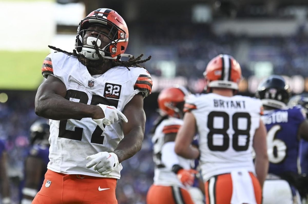 Nov 12, 2023; Baltimore, Maryland, USA;  Cleveland Browns running back Kareem Hunt (27) celebrates after scoring a second half touchdown  against the Baltimore Ravens at M&T Bank Stadium.