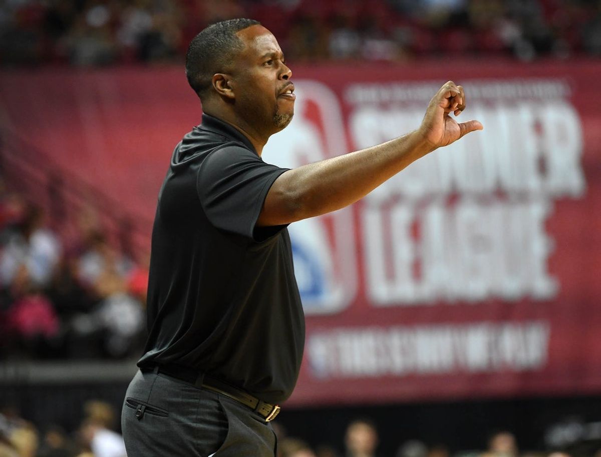 Jul 13, 2017; Las Vegas, NV, USA; Cleveland Cavaliers Summer League head coach Damon Jones gestures during an NBA Summer League game against the Los Angeles Lakers at Thomas & Mack Center. Mandatory Credit: Stephen R. Sylvanie-Imagn Images