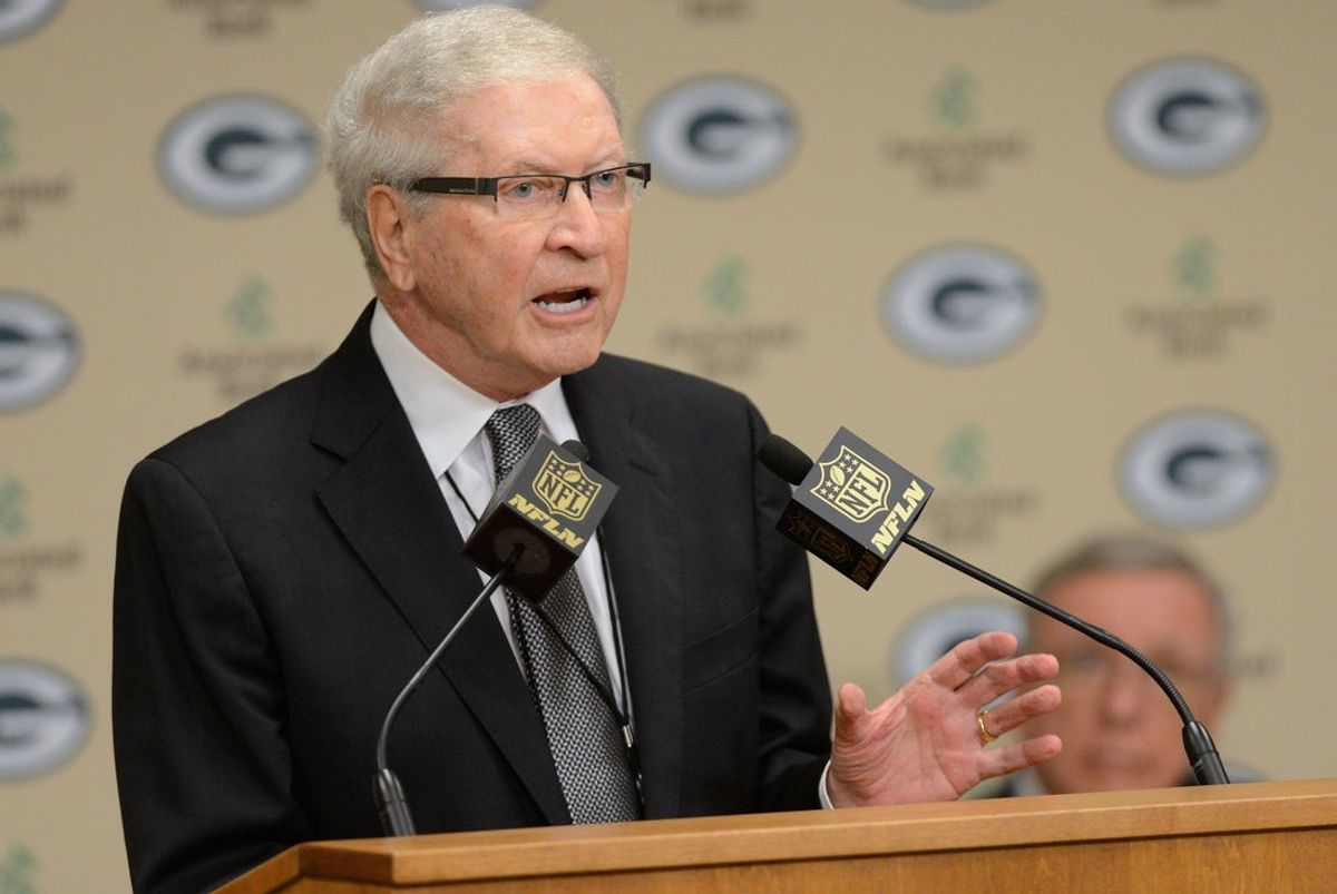 Bob Harlan will talk football, family and life Jan. 5 at the Meyer Theatre in Green Bay.
USA TODAY NETWORK Wisconsin
Bob Harlan will talk football, family and life Jan. 5 at the Meyer Theatre in Green Bay.Gpg1brd 11 01 2017 Gazette 1 C00220171031img Bob Harlan 1 1 H3k5p1eg L1126575971img Bob Harlan 1 1 H3k5p1eg