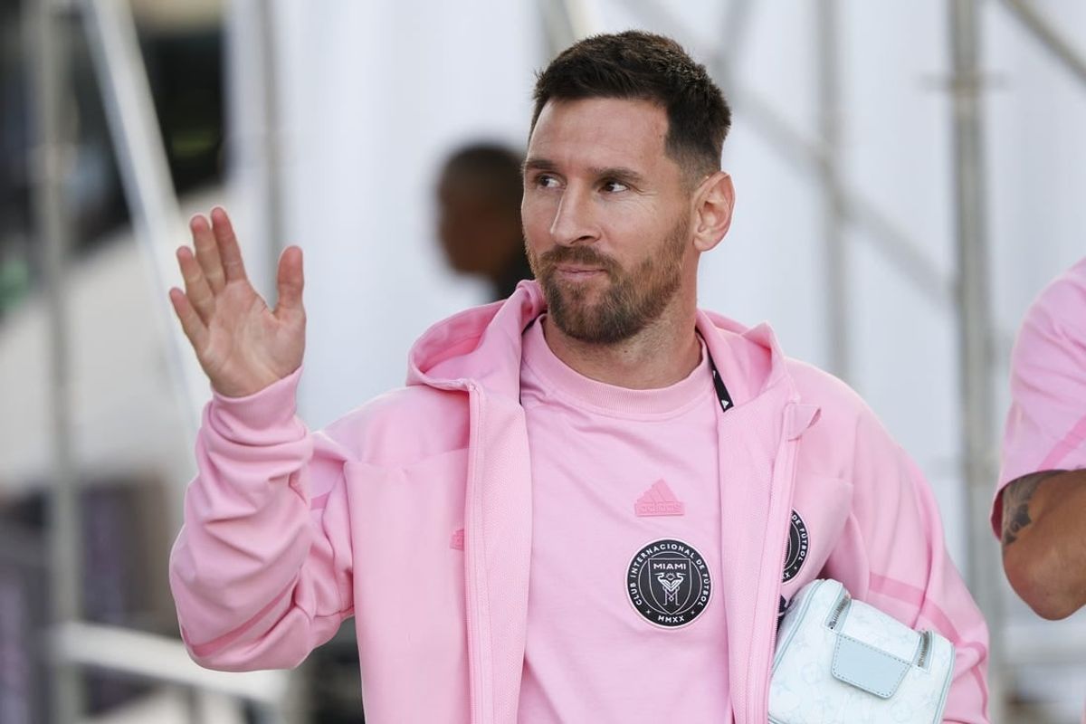 Mar 13, 2024; Fort Lauderdale, FL, USA;  Inter Miami CF forward Lionel Messi (10) arrives for a Concacaf round of sixteen match against Nashville SC at Chase Stadium.