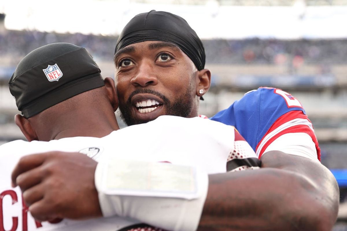 Tyrod Taylor se convirtió en el primer QB negro en ganar un juego para los Giants y es apenas el segundo QB negro en comenzar para Big  Azul.