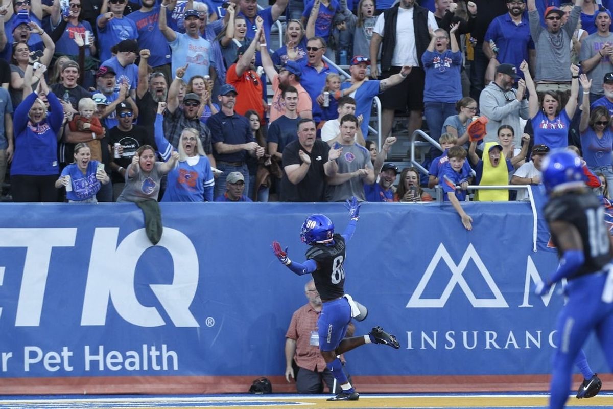 Boise State wide receiver Eric McAlister is among the Broncos who waved goodbye via the transfer portal before the LA Bowl.
