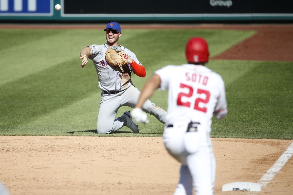 Baseball's big spenders are chasing Juan Soto while Mets first baseman Pete Alonso and Astros third baseman Alex Bregman might be better off-the-shelf "value" plays at nearly $200 million. Mandatory Credit: Amber Searls-Imagn Images