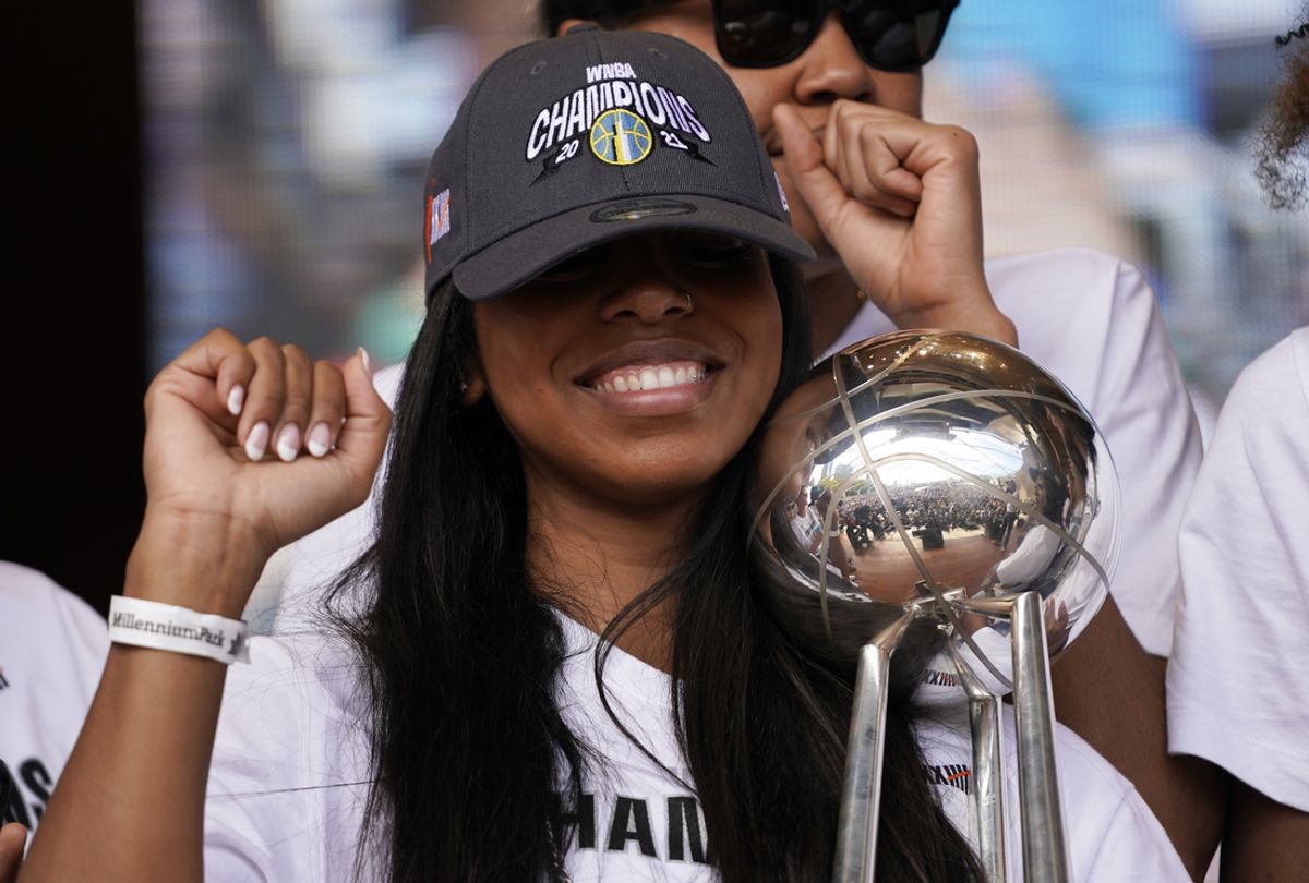 Oct 19, 2021; Chicago, IL, USA; Chicago Sky player Lexie Brown celebrates the Sky s WNBA Championship at Millennium Park. Mandatory Credit: David Banks-Imagn Images