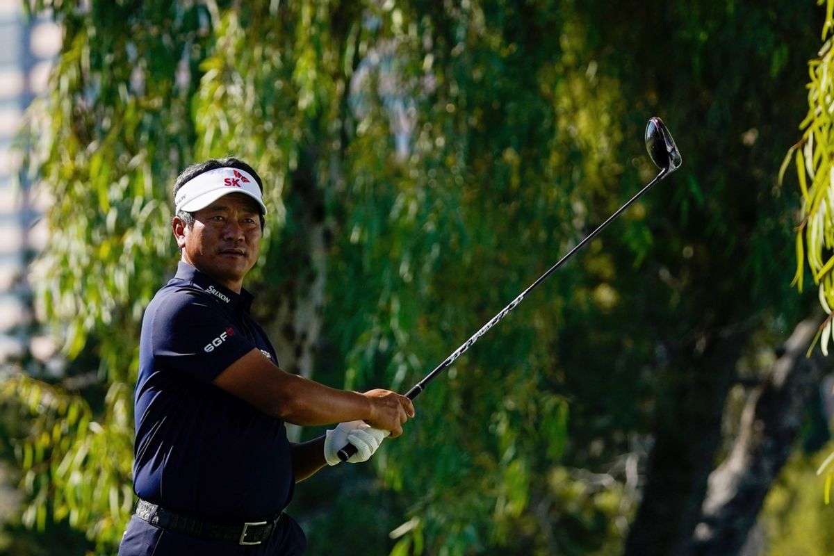 Nov 11, 2021; Phoenix, Arizona, USA; KJ Choi reacts after his tee shot on the 8th hole during the first round of the Charles Schwab Cup Championship golf tournament at Phoenix Country Club. Mandatory Credit: Allan Henry-USA TODAY Sports