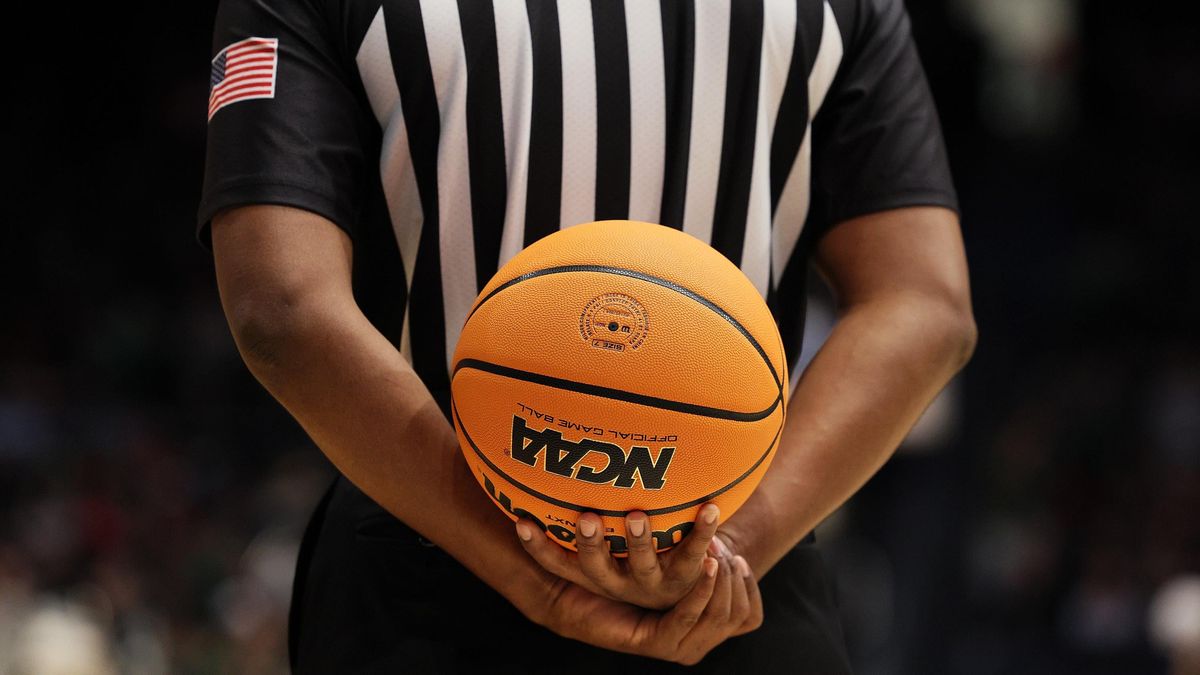 What’s up with the horrible officiating this March?