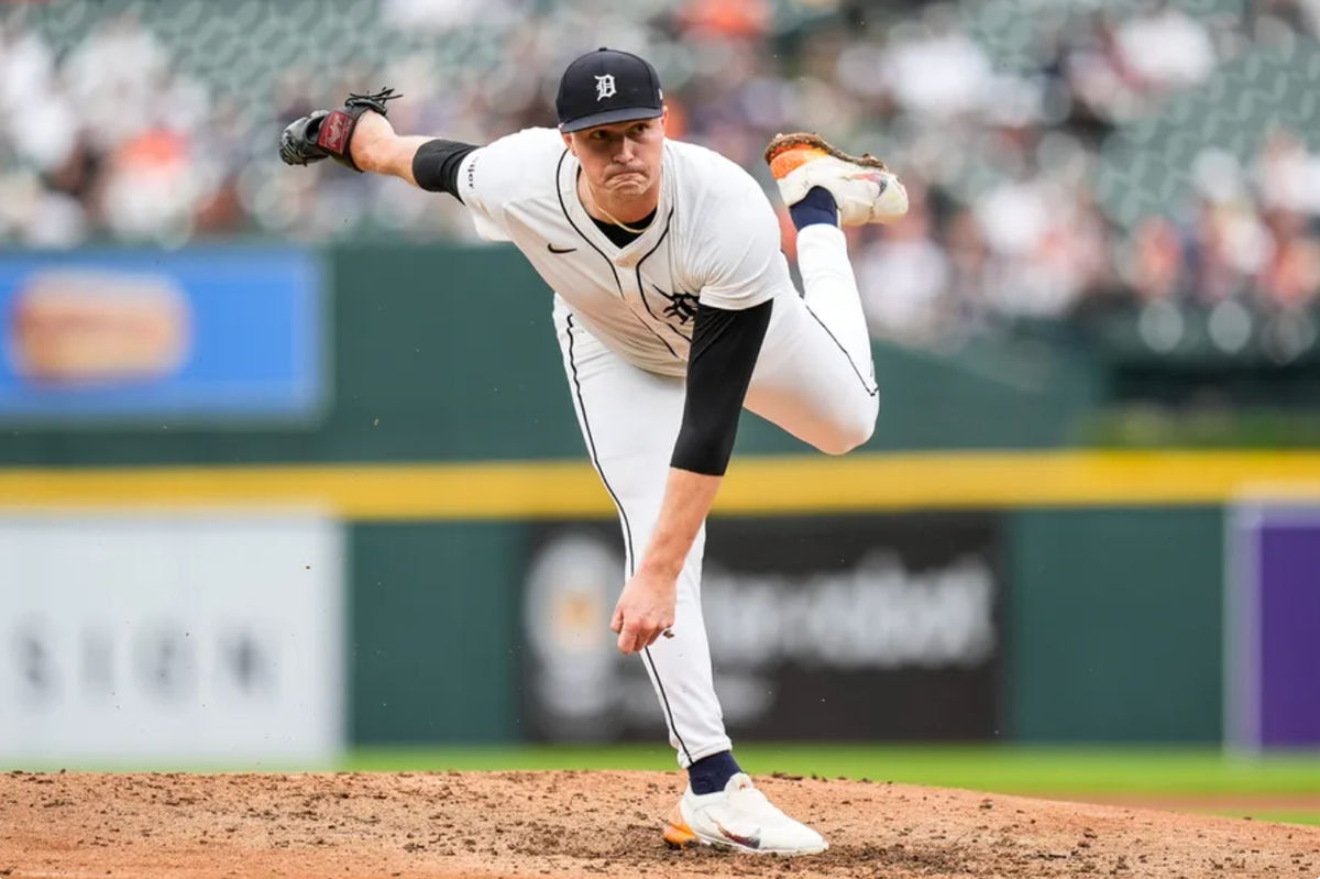 FOTO USA Today Sports Images. El lanzador de los Tigres de Detroit, Tarik Skubal (29), lanza un lanzamiento contra los Rays de Tampa Bay durante la cuarta entrada en el Comerica Park en Detroit el martes 24 de septiembre de 2024.