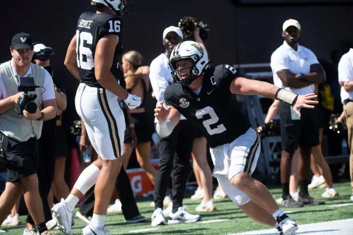 Diego Pavia es el mariscal de campo titular de Vanderbilt. FOTO USA TODAY SPORTS IMAGES