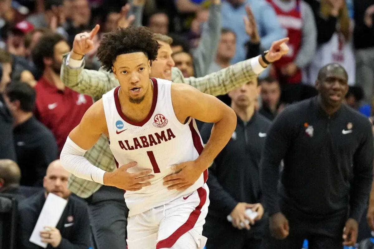 Mar 27, 2025; Newark, NJ, USA; Alabama Crimson Tide guard Mark Sears (1) celebrates after making a three pointer during the second half against the Brigham Young Cougars during an East Regional semifinal of the 2025 NCAA tournament at Prudential Center. Mandatory Credit: Robert Deutsch-Imagn Images