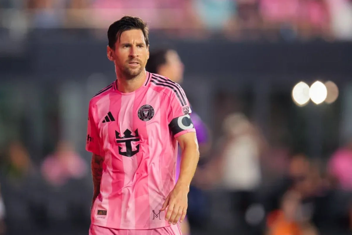 May 31, 2025; Fort Lauderdale, Florida, USA; Inter Miami CF forward Lionel Messi (10) looks on against the Columbus Crew during the first half at Chase Stadium. Mandatory Credit: Sam Navarro-Imagn Images