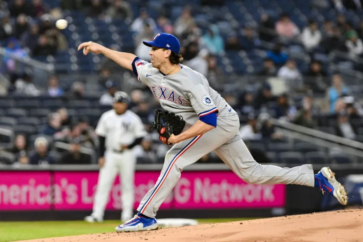 May 21, 2025; Bronx, New York, USA; Texas Rangers pitcher Jacob deGrom (48) pitches against the New York Yankees during the first inning at Yankee Stadium. Mandatory Credit: John Jones-Imagn Images