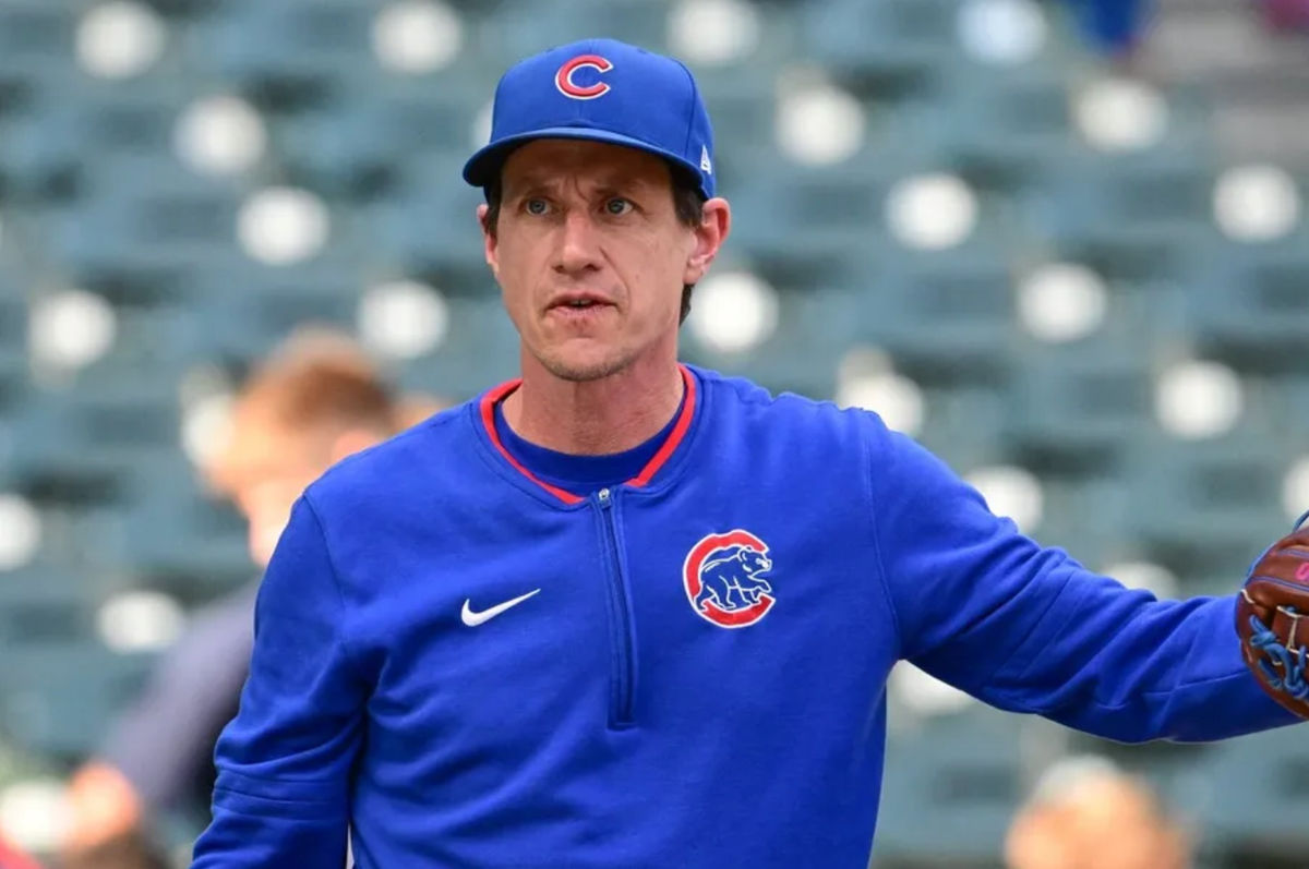 Jul 28, 2025; Milwaukee, Wisconsin, USA; Chicago Cubs manager Craig Counsell looks on during batting practice before game against the Milwaukee Brewers at American Family Field. Mandatory Credit: Benny Sieu-Imagn Images