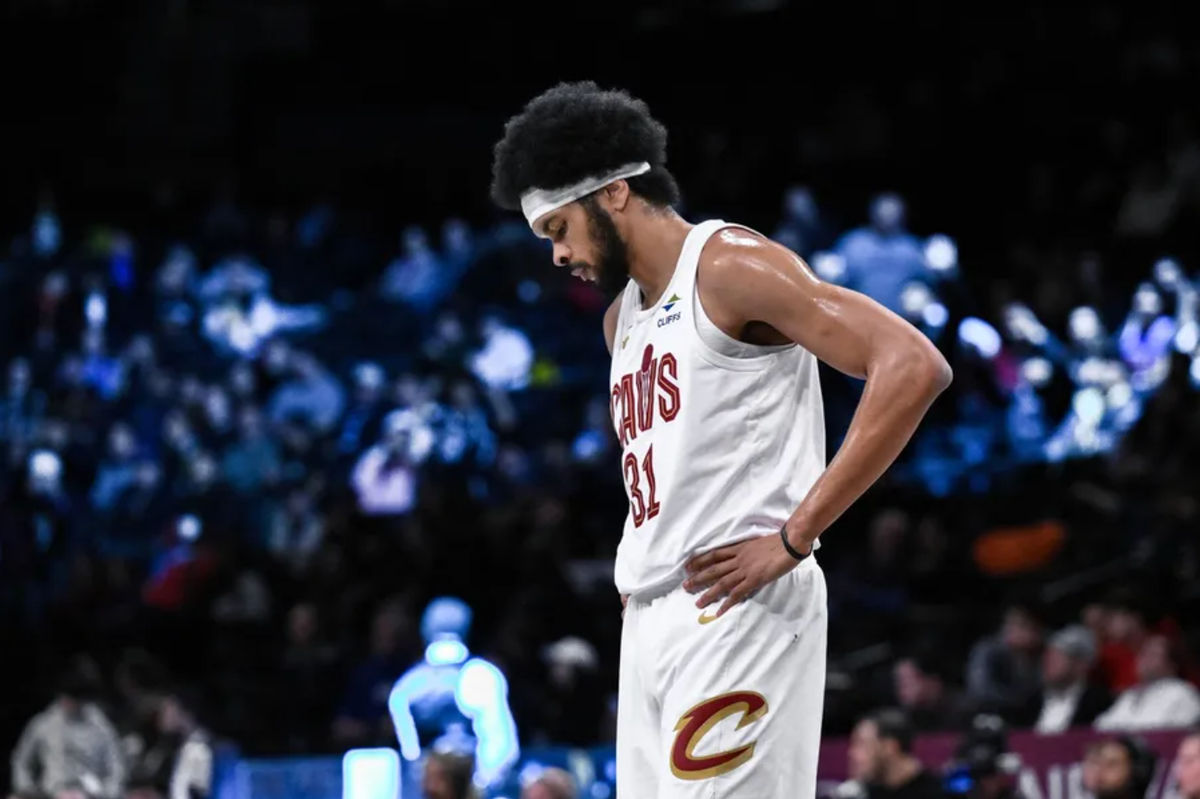 Feb 20, 2025; Brooklyn, New York, USA; Cleveland Cavaliers center Jarrett Allen (31) during the first half against the Brooklyn Nets at Barclays Center. Mandatory Credit: John Jones-Imagn Images