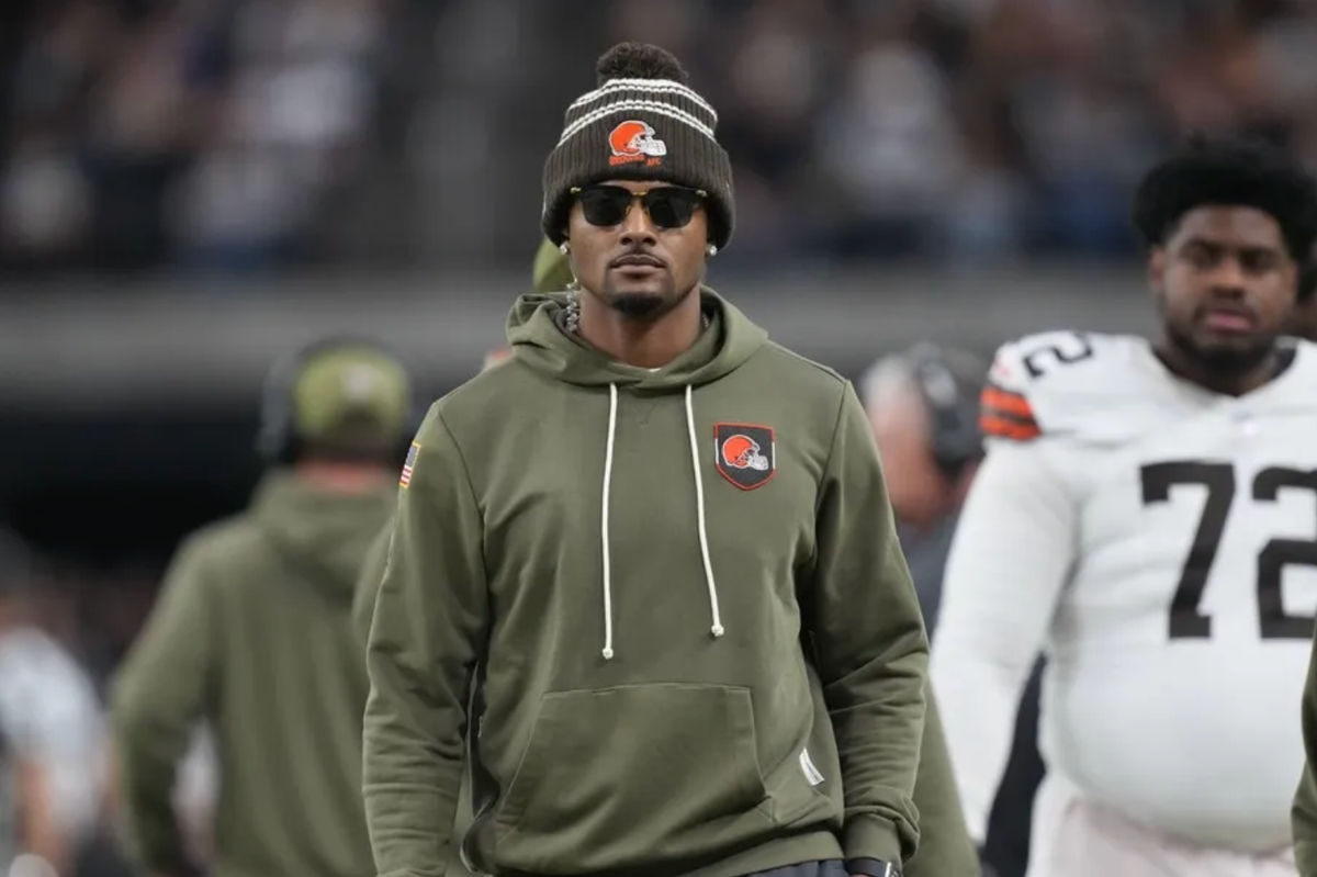 Nov 23, 2025; Paradise, Nevada, USA; Cleveland Browns quarterback Deshaun Watson watches on the sidelines against the Las Vegas Raiders in the second half at Allegiant Stadium. Mandatory Credit: Kirby Lee-Imagn Images