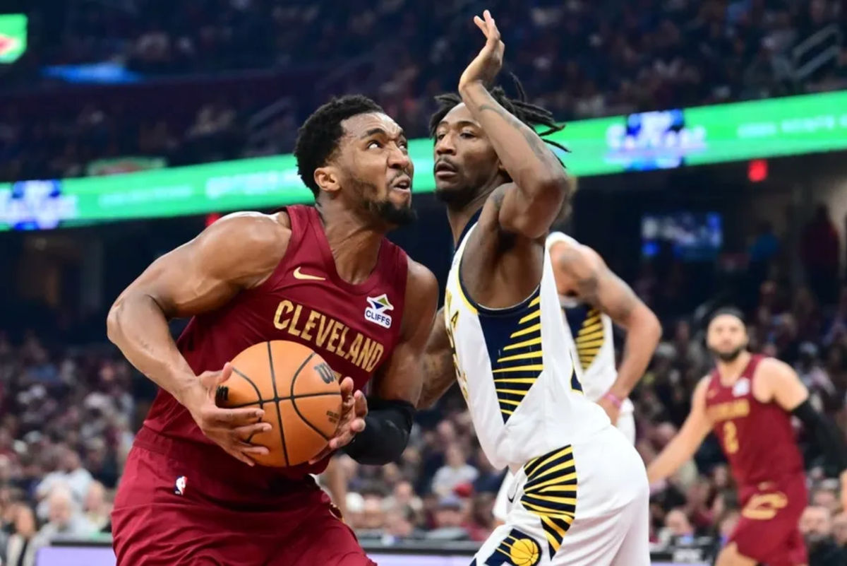 Apr 5, 2026; Cleveland, Ohio, USA; Cleveland Cavaliers guard Donovan Mitchell (45) drives to the basket against Indiana Pacers guard Quenton Jackson (29) during the first half at Rocket Arena. Mandatory Credit: Ken Blaze-Imagn Images