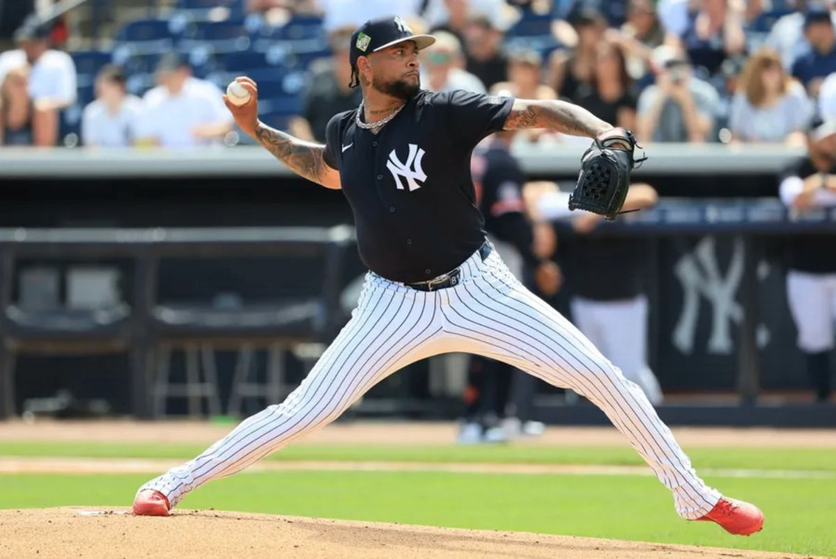 Mar 15, 2026; Tampa, Florida, USA; New York Yankees starting pitcher Luis Gil (81) throws a pitch during the first inning against the Detroit Tigers at George M. Steinbrenner Field. Mandatory Credit: Kim Klement Neitzel-Imagn Images