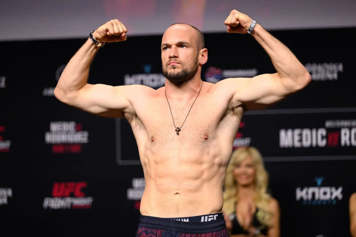 31 de julio de 2026; Belgrado, Serbia; Uros Medic durante el pesaje para UFC Fight Night en el Belgrade Arena. Crédito obligatorio: Per Haljestam-Imagn Images