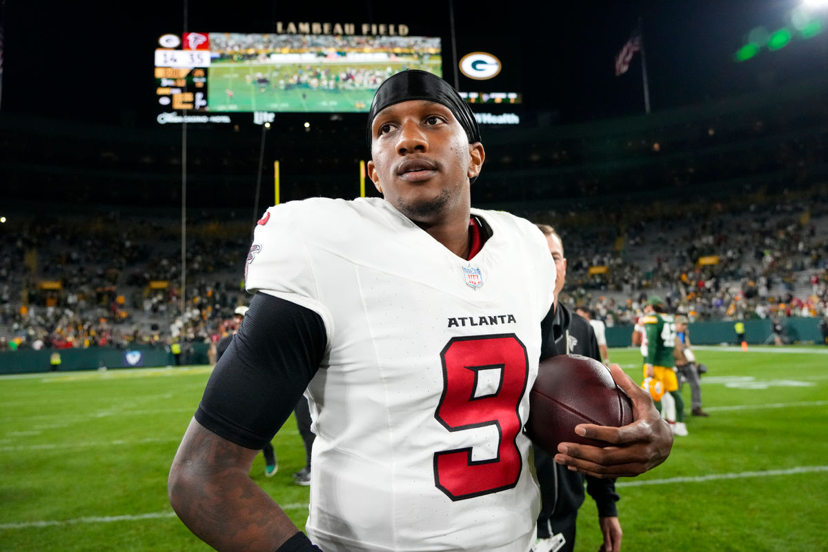 Sep 24, 2026; Green Bay, Wisconsin, USA; Atlanta Falcons quarterback Michael Penix Jr. (9) looks on following the game against the Green Bay Packers at Lambeau Field. Mandatory Credit: Jeff Hanisch-Imagn Images