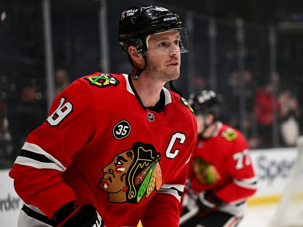 Mar 24, 2022; Los Angeles, California, USA;  Chicago Blackhawks center Jonathan Toews (19) warms up before the game against the Los Angeles Kings at Crypto.com Arena. Mandatory Credit: Jayne Kamin-Oncea-Imagn Images