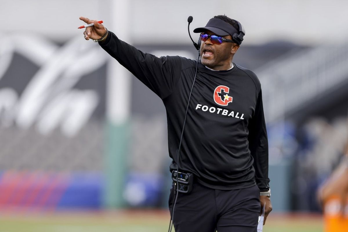 Apr 30, 2022; Birmingham, AL, USA; Houston Gamblers head coach Kevin Sumlin argues with the referees during the first half at Protective Stadium. Mandatory Credit: Vasha Hunt-Imagn Images