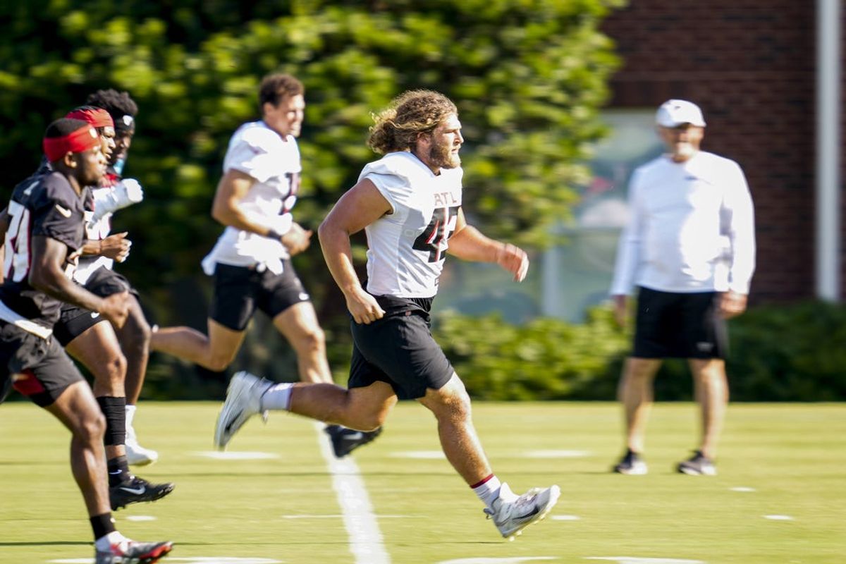 Jul 29, 2022; Flowery Branch, GA, USA; Atlanta Falcons tight end Tucker Fisk (43) runs  during training camp at IBM Performance Field. Mandatory Credit: Dale Zanine-USA TODAY Sports