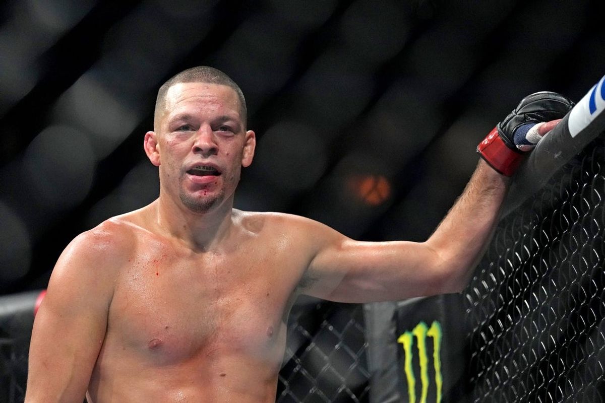 Sep 10, 2022; Las Vegas, Nevada, USA; Nate Diaz (red gloves) fights Tony Ferguson (blue gloves) during UFC 279 at T-Mobile Arena. Mandatory Credit: Joe Camporeale-Imagn Images