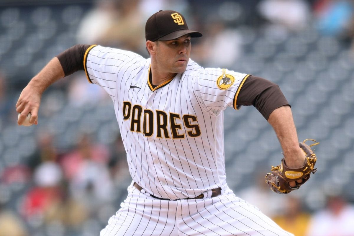 Oct 5, 2022; San Diego, California, USA; San Diego Padres starting pitcher Craig Stammen (34) throws a pitch against the San Francisco Giants during the first inning at Petco Park. Mandatory Credit: Orlando Ramirez-Imagn Images