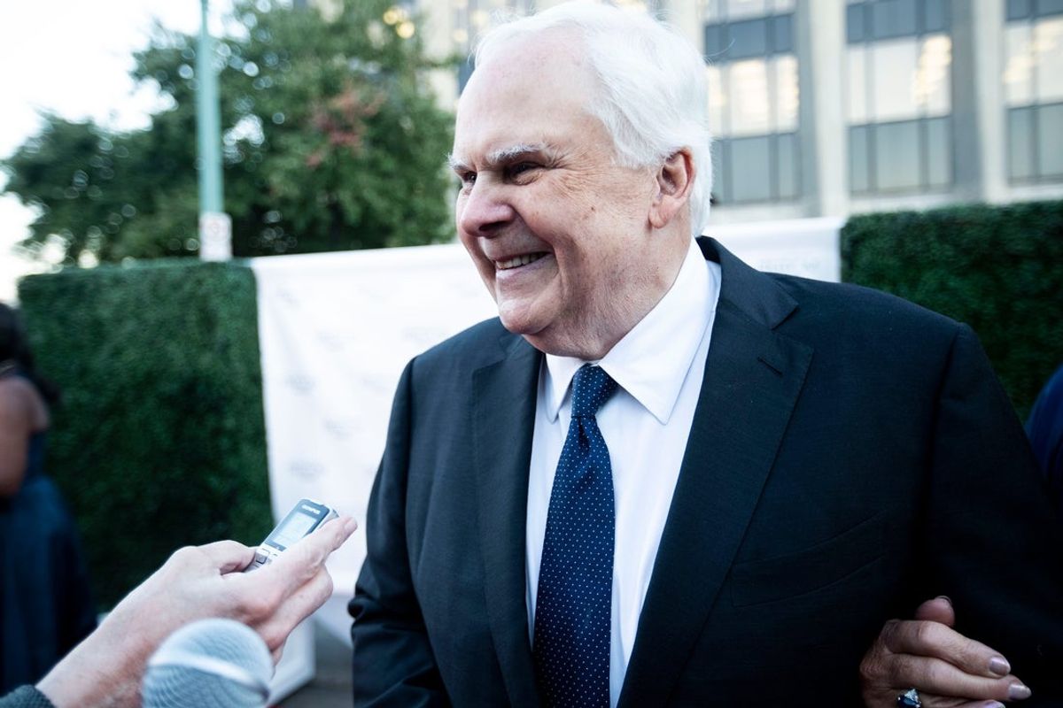 Fred Smith, founder of FedEx, speaks with media on the red carpet of the Freedom Awards on Oct. 20, 2022, in Memphis.

Fred Smith, owner of Fedex, speaks with media on the red carpet of the Freedom Awards on Oct. 20, 2022 in Memphis.