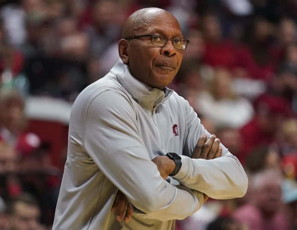 Nov 23, 2022; Bloomington, Indiana, USA;  Little Rock Trojans head coach Darrell Walker during the second half at Simon Skjodt Assembly Hall. Mandatory Credit: Robert Goddin-Imagn Images