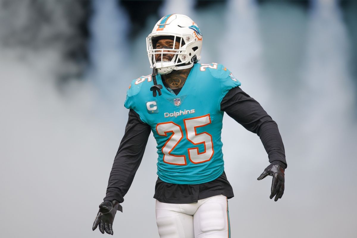 Dec 25, 2022; Miami Gardens, Florida, USA; Miami Dolphins cornerback Xavien Howard (25) takes to the field prior to the game against the Green Bay Packers at Hard Rock Stadium. Mandatory Credit: Sam Navarro-Imagn Images