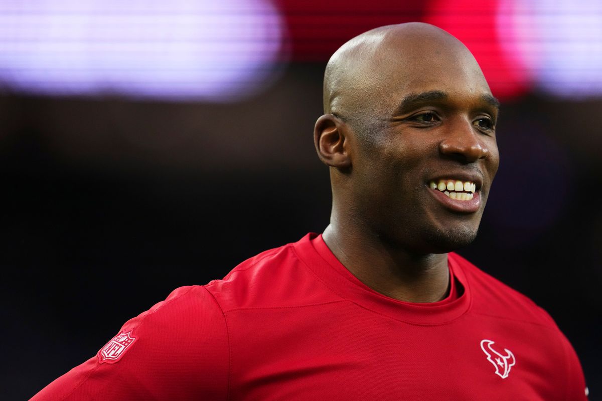 DeMeco Ryans.