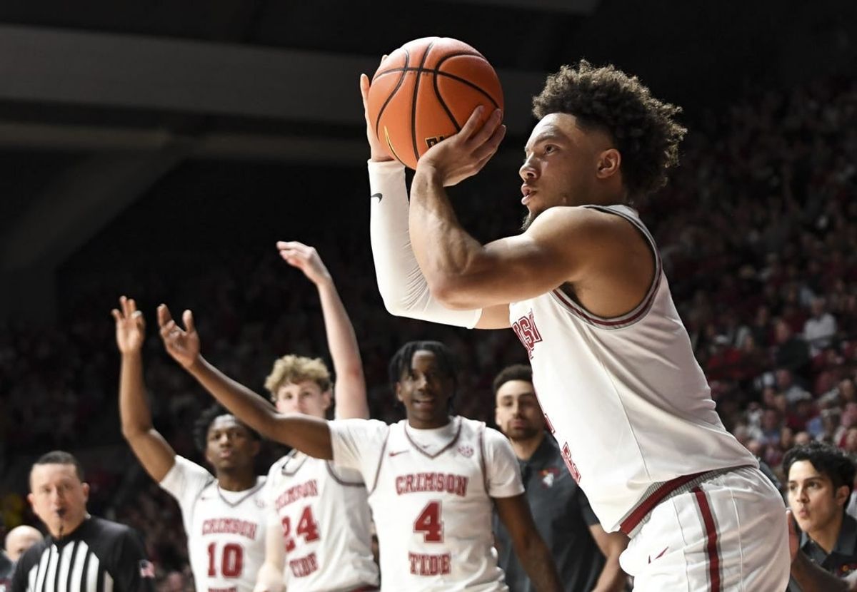 Feb 17, 2024; Tuscaloosa, Alabama, USA;  Alabama Crimson Tide guard Mark Sears (1) shoots a three point shot against the Texas A&M Aggies during the second half at Coleman Coliseum. Alabama won 100-75.