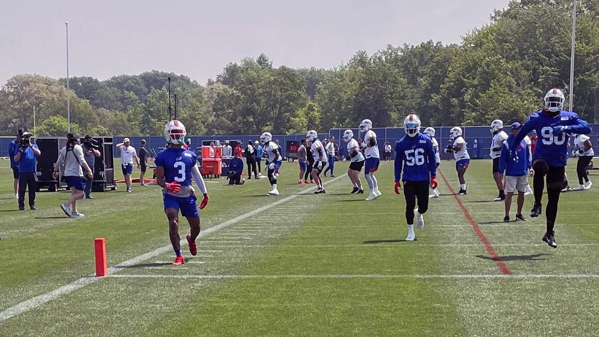 Damar Hamlin (No. 3) practiced with the Buffalo Bills