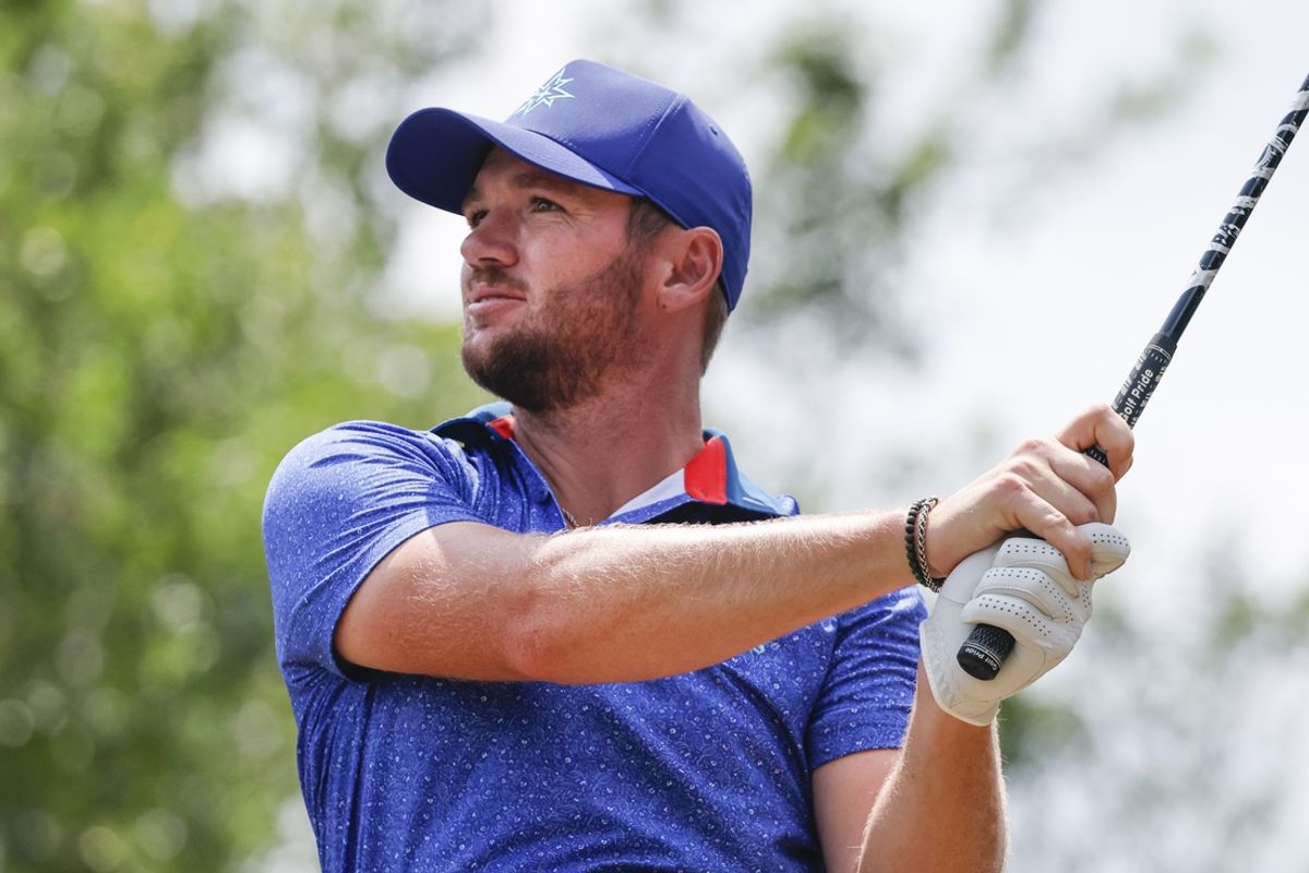 Apr 2, 2023; Orlando, Florida, USA; Sam Horsfield of the Majesticks plays his shot from the seventh tee during the final round of a LIV Golf event at Orange County National. Mandatory Credit: Reinhold Matay-USA TODAY Sports