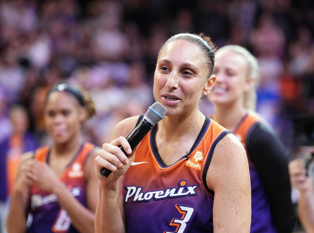Aug 3, 2023; Phoenix, Arizona, USA; Phoenix Mercury guard Diana Taurasi (3) celebrates her 10,000 career point milestone with teammates after the game against the Atlanta Dream at Footprint Center. Mandatory Credit: Joe Camporeale-USA TODAY Sports