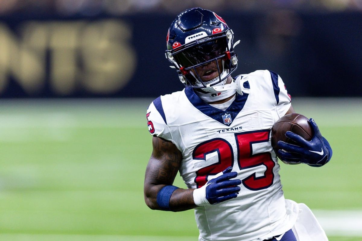 Aug 27, 2023; New Orleans, Louisiana, USA; Houston Texans safety Grayland Arnold (25) warms up during pregame during pregame against the New Orleans Saints at the Caesars Superdome. Mandatory Credit: Stephen Lew-Imagn Images