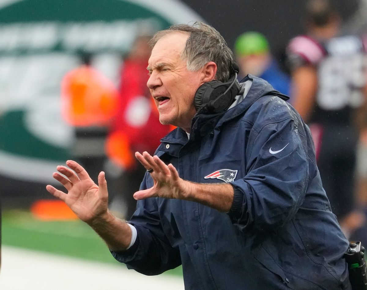 Sep 24, 2023; East Rutherford, New Jersey, USA; New England Patriots head coach Bill Belichick at MetLife Stadium. Mandatory Credit: Robert Deutsch-Imagn Images